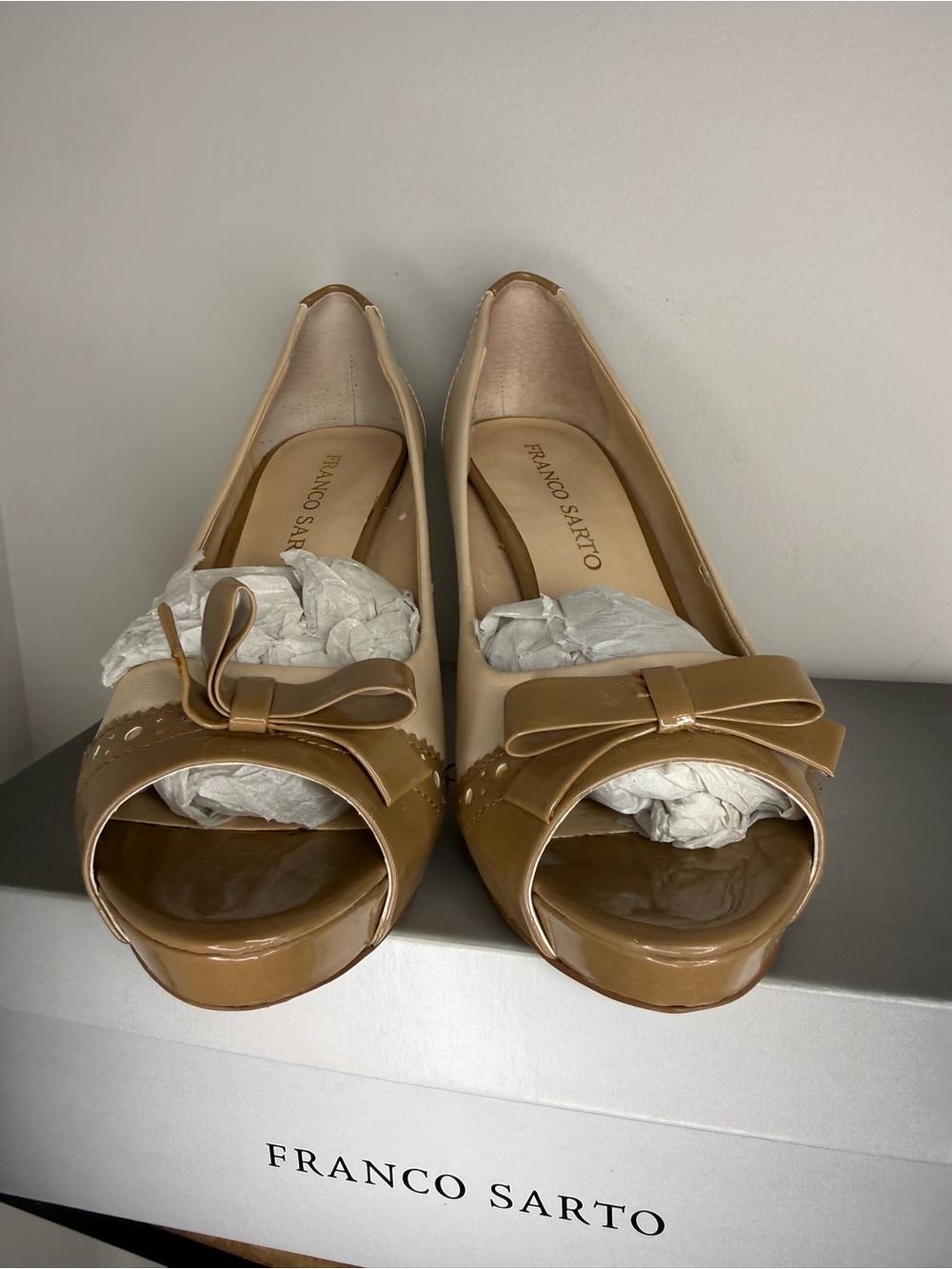 Franco Sarto Two-Tone Beige & Tan Peep-Toe Heels with Bow - Picture 7 of 9
